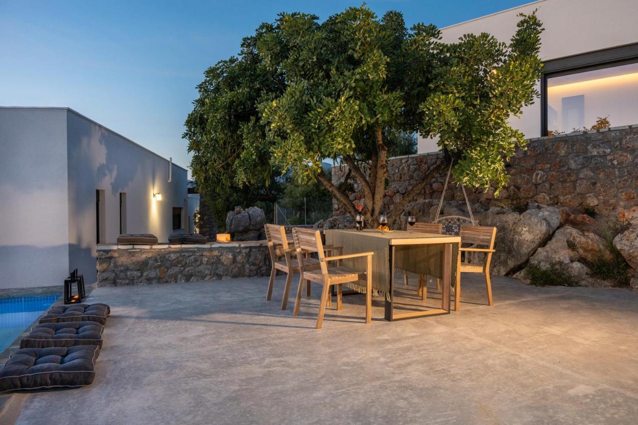 Casatino Villas Kalianeika 외부 사진